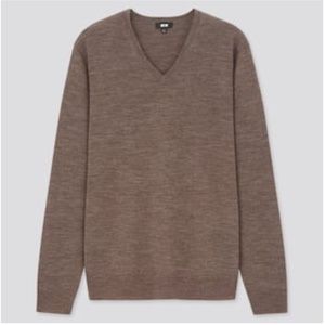 Uniqlo brown 100% extra fine merino wool V-neck long sleeve sweater NWT